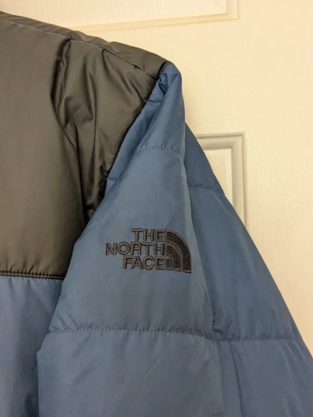 The North Face Jacket Men's  Navy Blue Down Puffer Jacket Size XXXL .